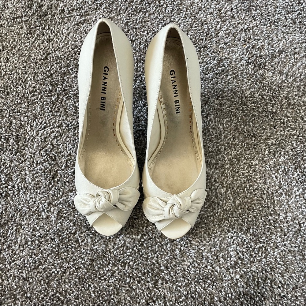 Gianni Bini Cream Peep-Toe Women's Shoes